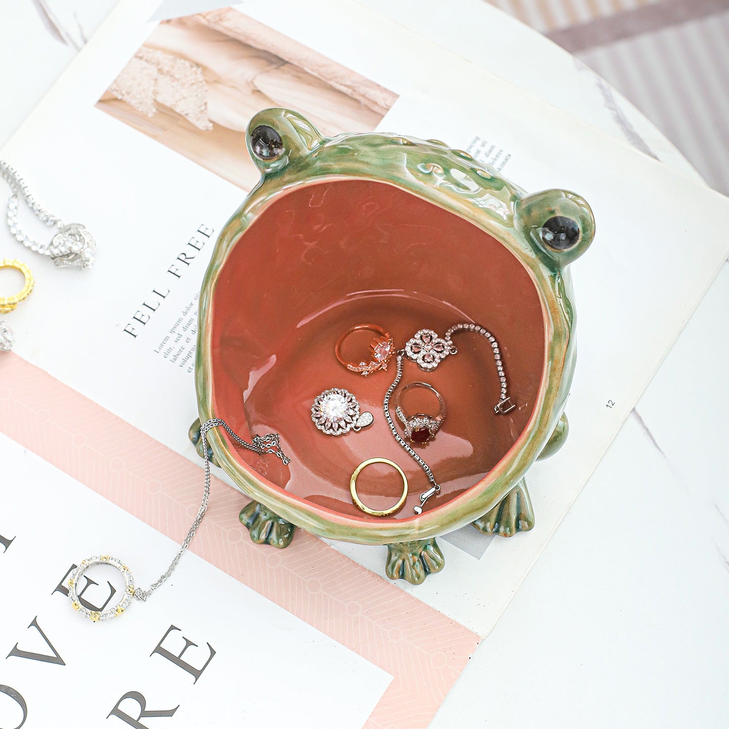 Frog Storage Ornament Jewelry Box Ashtray Ceramic INS Style Creative Decoration for Living Room Home Decor